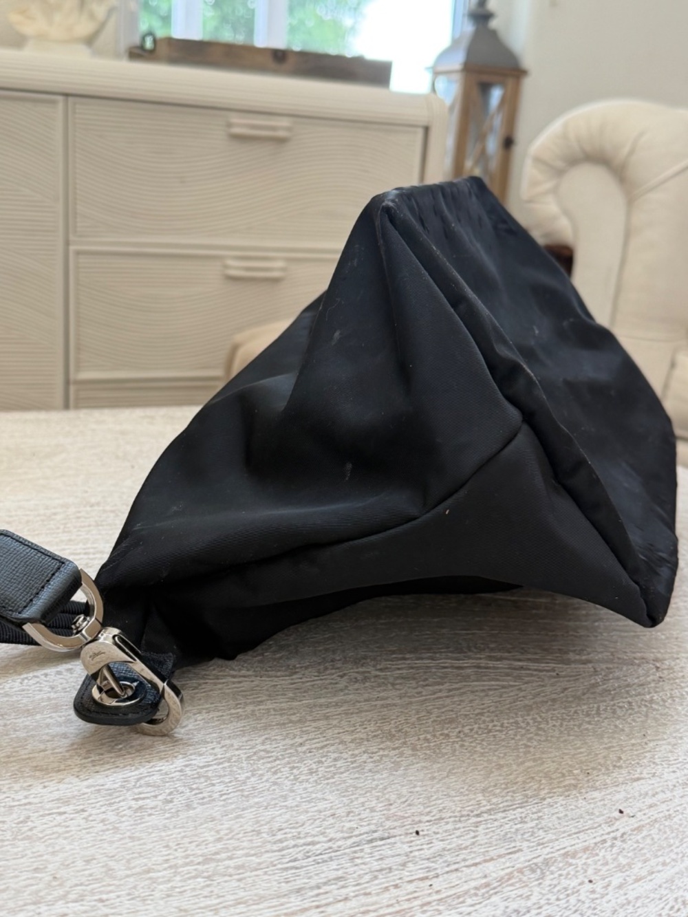 Longchamp Le Pilage MED all black crossbody - Picture 12 of 15